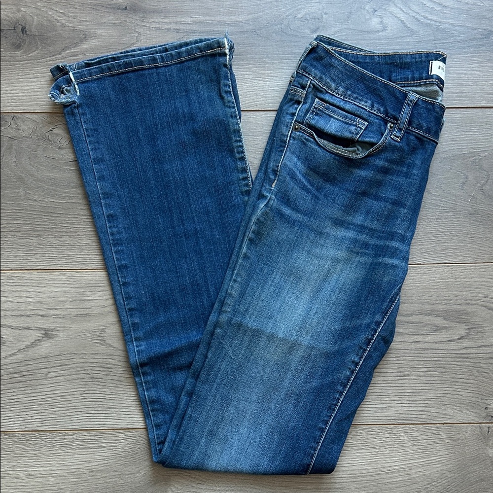 Bullhead Women’s Boot Cut Jeans - Medium Blue